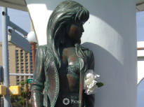 Selena Memorial Seawall