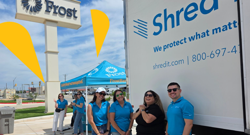 Image of Shred It volunteers