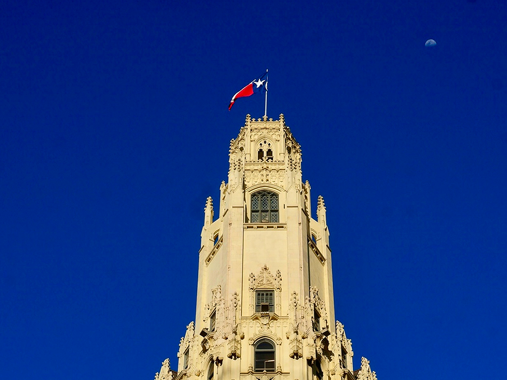 The Emily Morgan Hotel